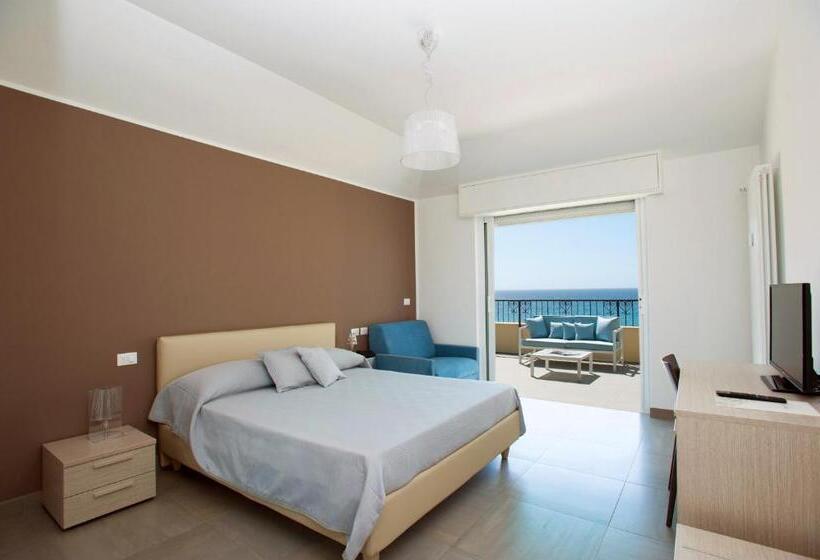 اتاق لوکس با چشم‌انداز دریا, B&b Ligure Rooms