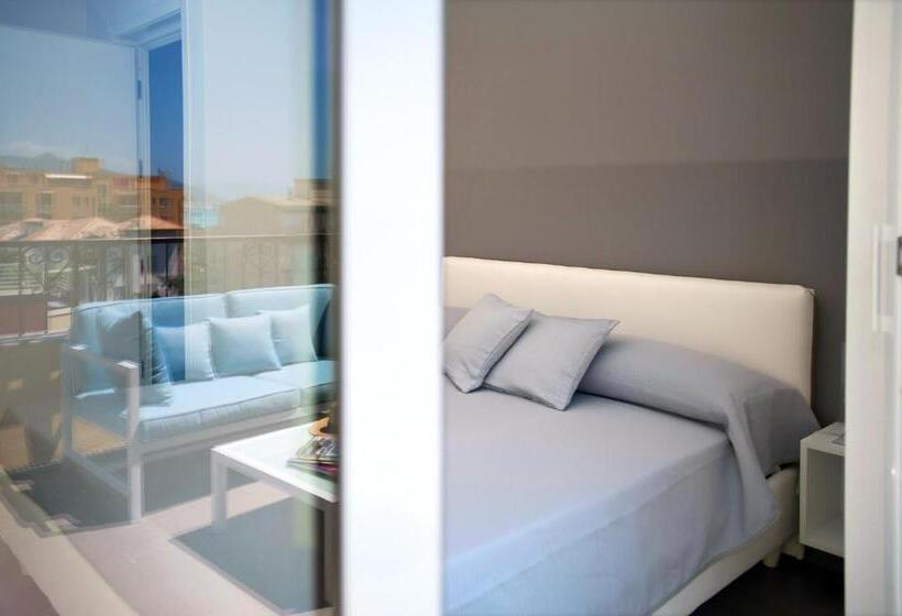 اتاق لوکس با چشم‌انداز دریا, B&b Ligure Rooms