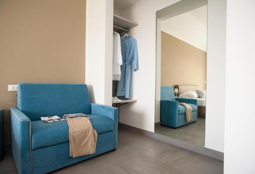 اتاق لوکس با چشم‌انداز دریا, B&b Ligure Rooms