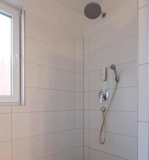 استودیوی لوکس, Gleuel Inn   Digital Hotel & Serviced Apartments & Boardinghouse Mit Voll Ausgestatteten Küchen