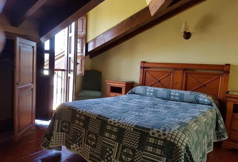 1 Bedroom Penthouse Apartment, El Pedroso