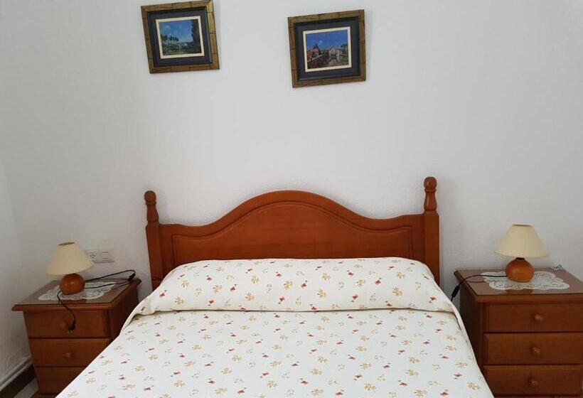 آپارتمان 1 خوابه با تراس, El Pedroso