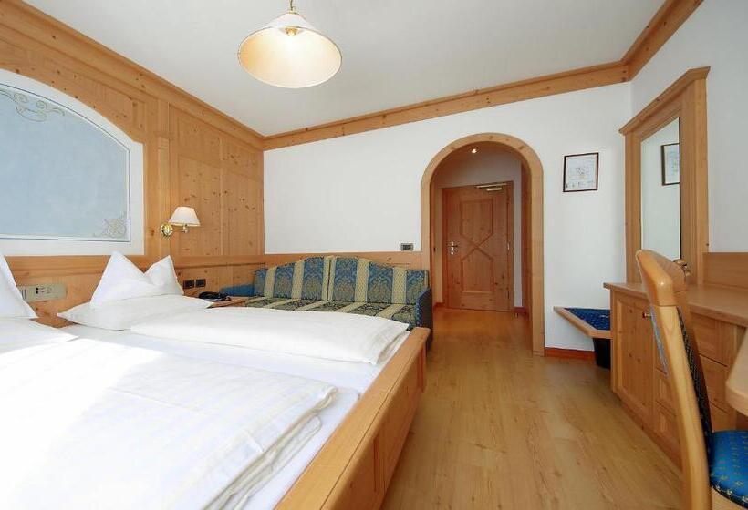 اتاق استاندارد با چشم‌انداز باغ, Mountain B&b   La Scalira