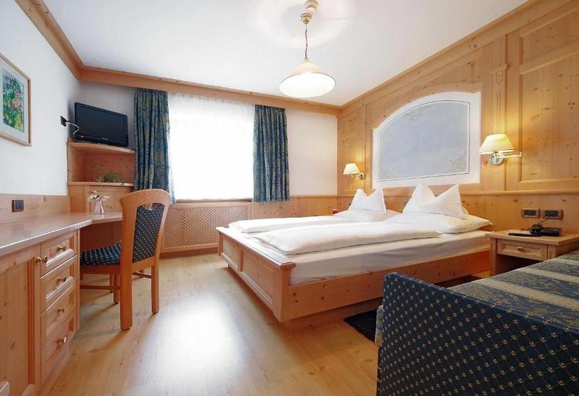 اتاق استاندارد با چشم‌انداز باغ, Mountain B&b   La Scalira