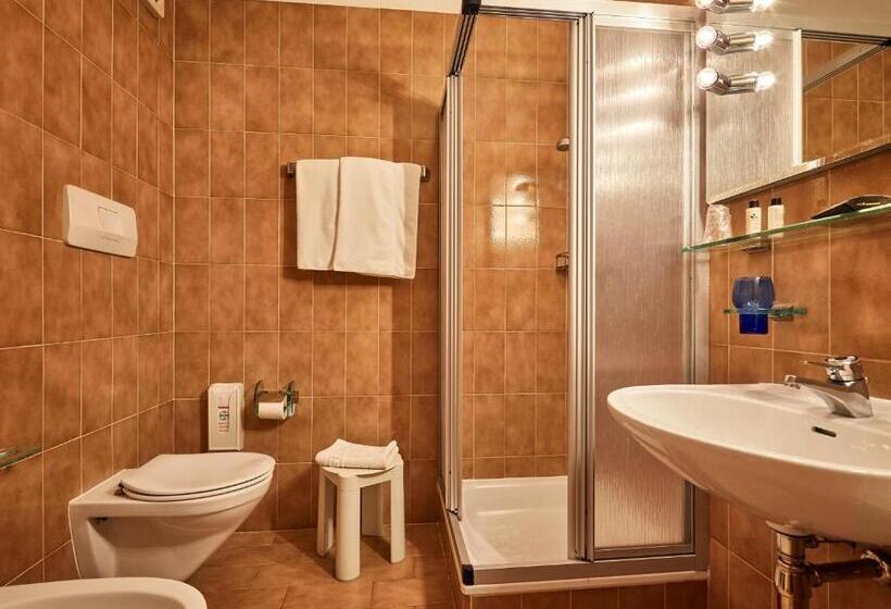 اتاق استاندارد با چشم‌انداز باغ, Mountain B&b   La Scalira