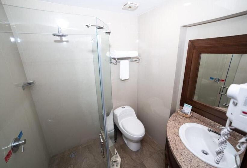 اتاق لوکس, Quindeloma Art Hotel And Gallery