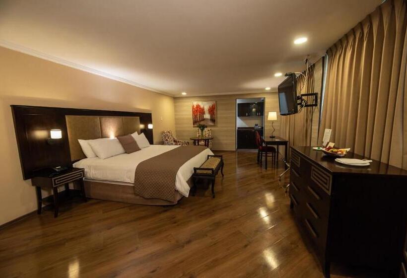 سوئیت با تخت بزرگ, Quindeloma Art Hotel And Gallery