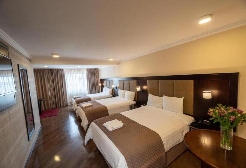 اتاق لوکس سه تخته, Quindeloma Art Hotel And Gallery