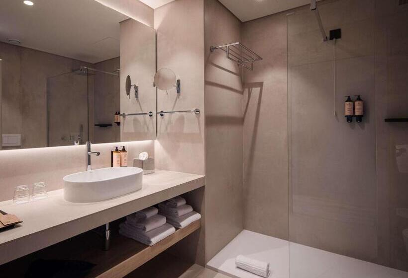 اتاق پرستیژ, Mercure Ponta Delgada Azores