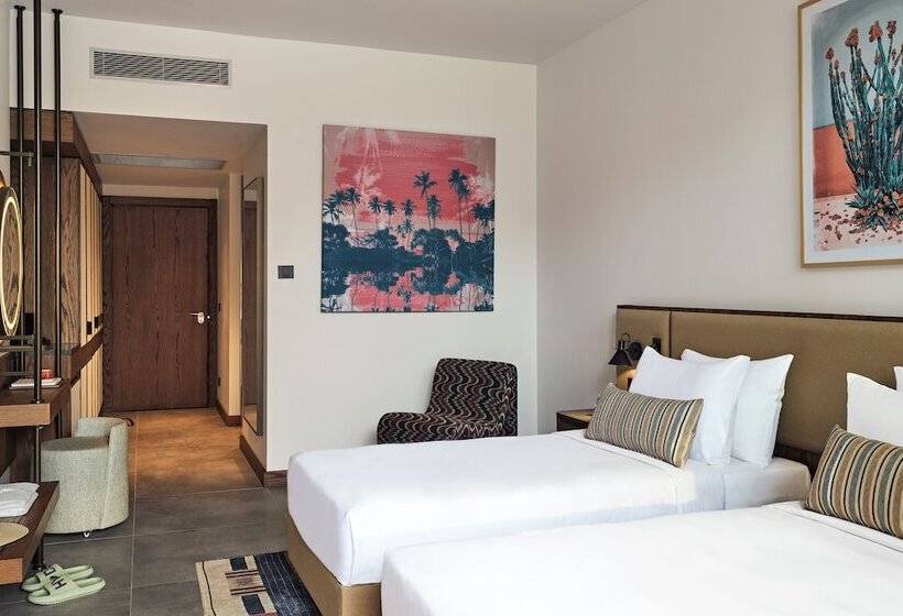 اتاق استاندارد با چشم‌انداز استخر, Hyde Bodrum - Adult Only