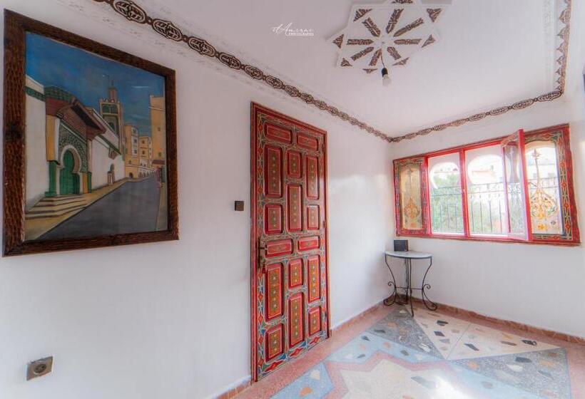 اتاق استاندارد چهار تخته, Chefchaouen