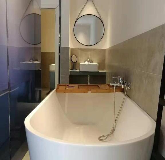 اتاق لوکس, Huizhou Xilin West Lake Boutique