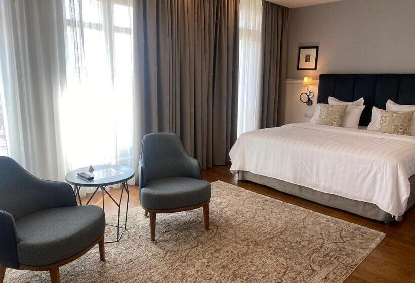 اتاق استاندارد با بالکن و چشم‌انداز دریا, Residence Promenade