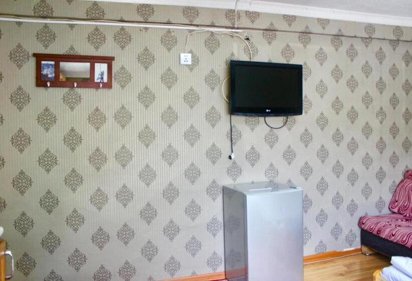 اتاق خانوادگی, City Hostel & Tours