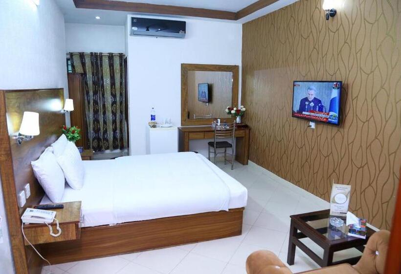اتاق لوکس یک تخته, Fiesta Inn  & Resorts Multan