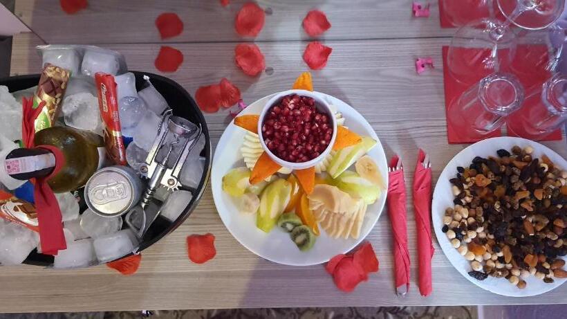 اتاق پنج‌تخته استاندارد, Grand Yayla