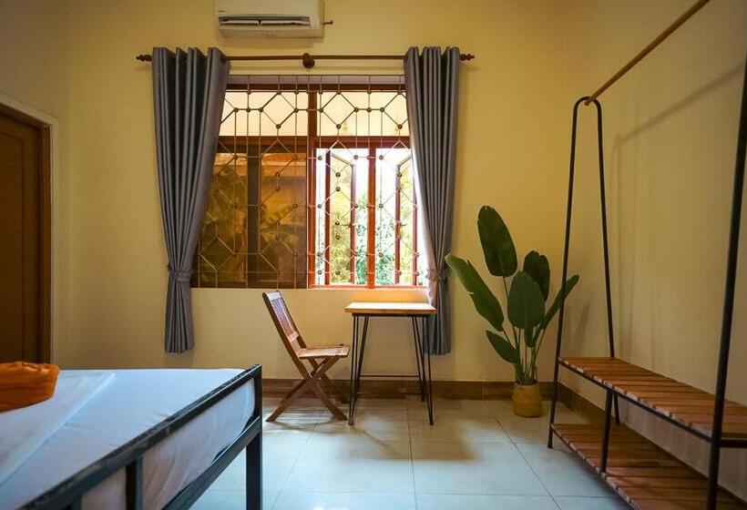 اتاق لوکس, Karma Traders Kampot
