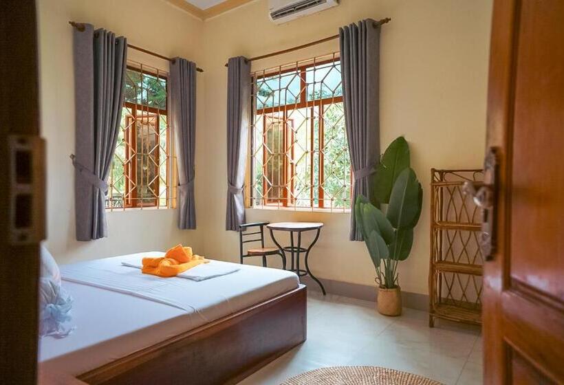 اتاق لوکس, Karma Traders Kampot