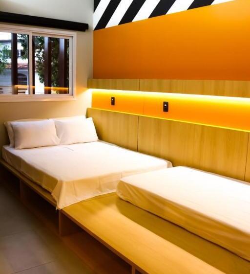اتاق لوکس, Artsy Vitoria Hostel