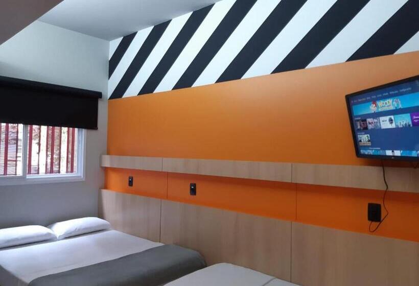 Deluxe Room, Artsy Vitoria Hostel