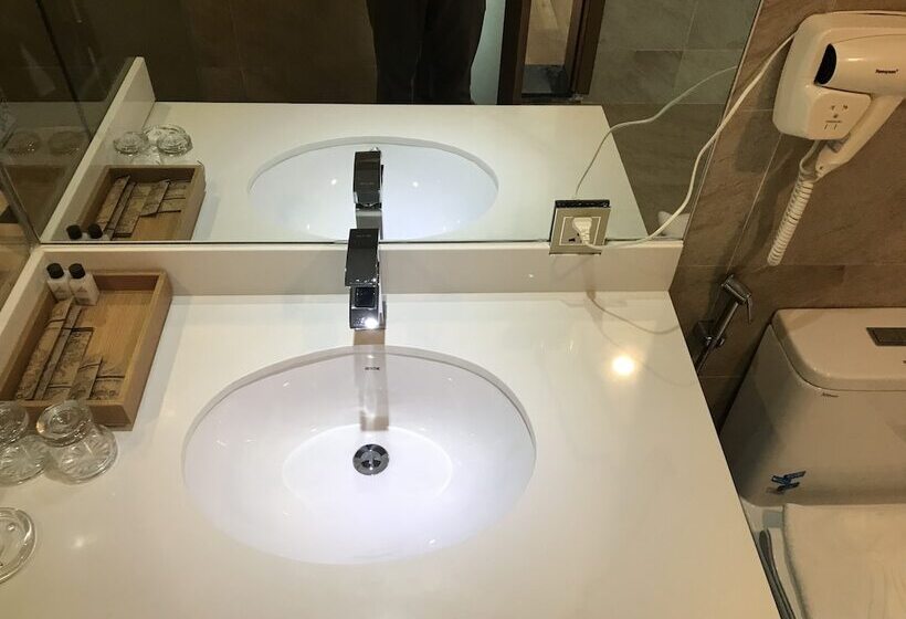 اتاق لوکس, Animor Green Home Villa Danang