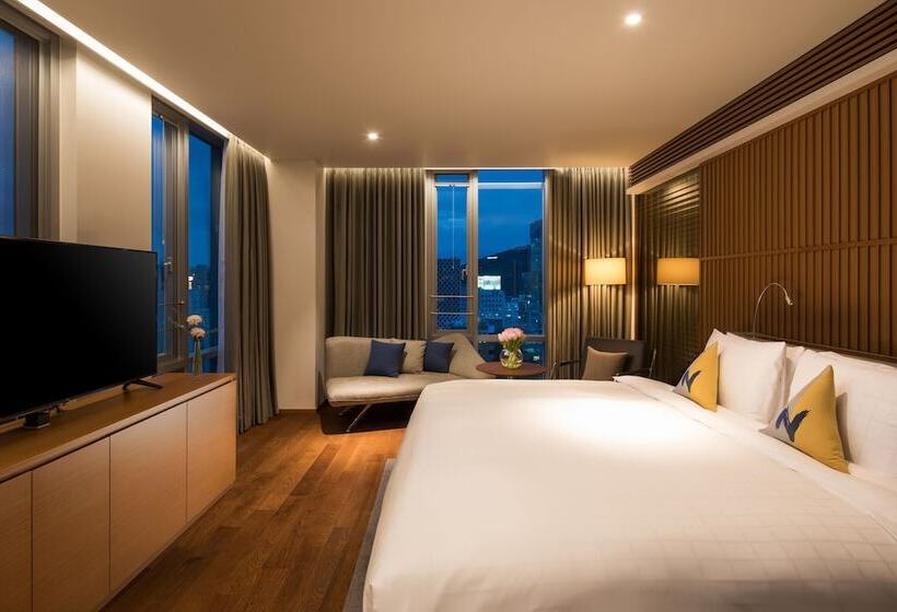 سوئیت پریمیوم, Novotel Ambassador Seoul Dongdaemun Hotels & Residences