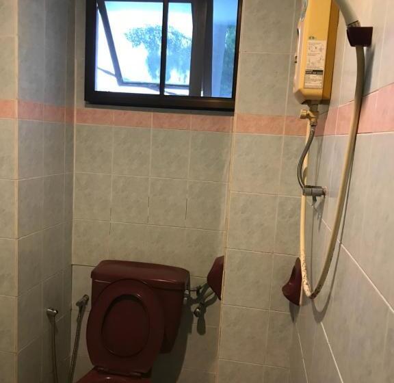 اتاق سوپریور سه تخته, Dan Restoran Seri Kangsar
