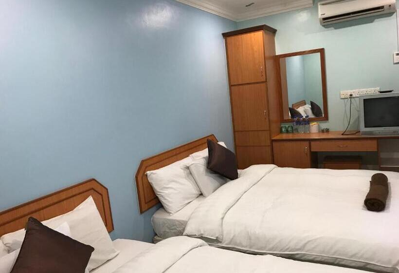 اتاق لوکس خانوادگی, Dan Restoran Seri Kangsar