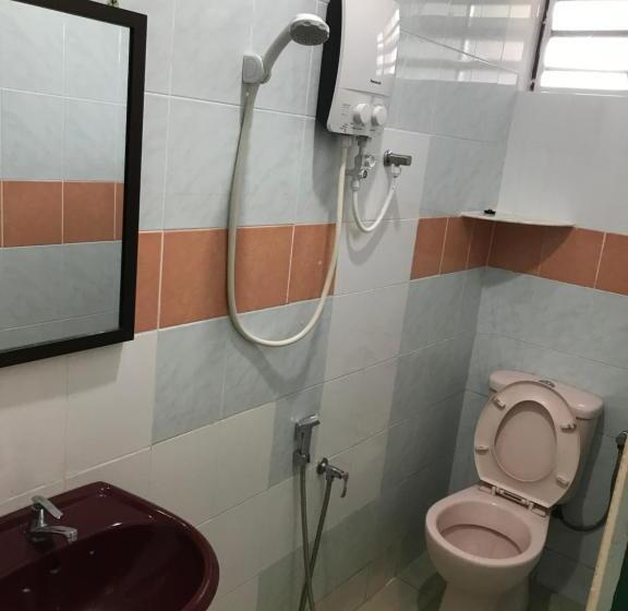 اتاق استاندارد, Dan Restoran Seri Kangsar