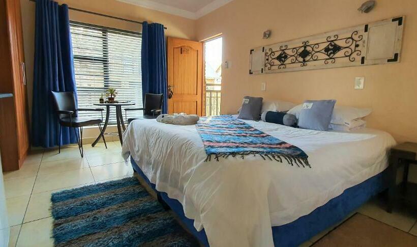اتاق سوپریور با تخت بزرگ, Eldorado Lodge Cc