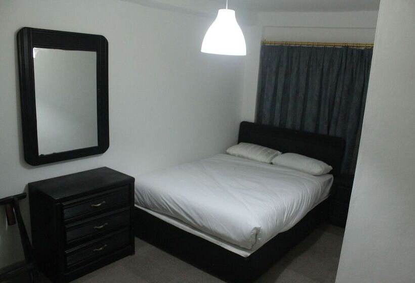 اتاق اکونومی, Rafiki Hostel