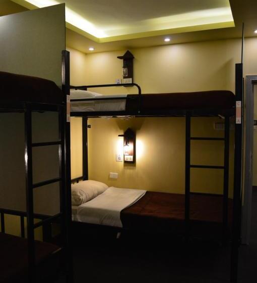 تختخواب در اتاق مشترک, Rafiki Hostel