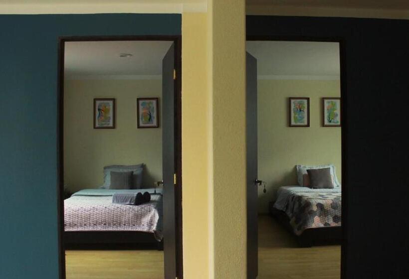 اتاق استاندارد با سرویس بهداشتی مشترک, Casa Hidalgo