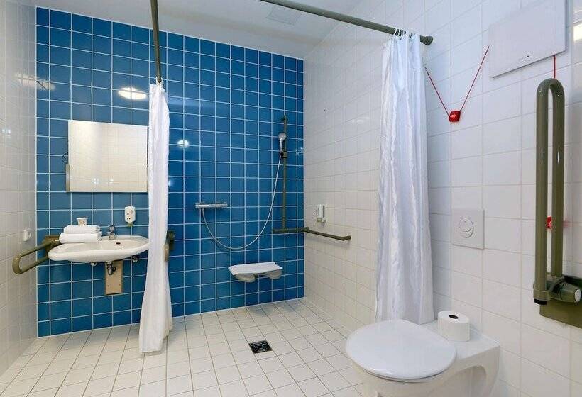 اتاق استاندارد سه نفره, B&B Hotel Berlin Charlottenburg
