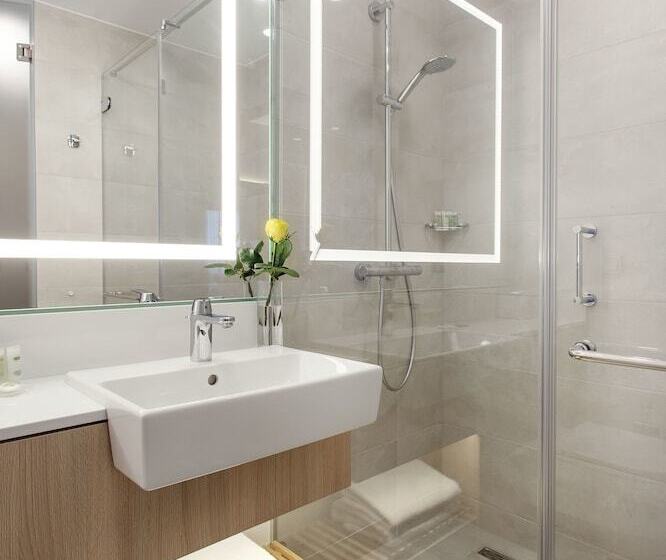 اتاق استاندارد, Courtyard By Marriott Vilnius City Center