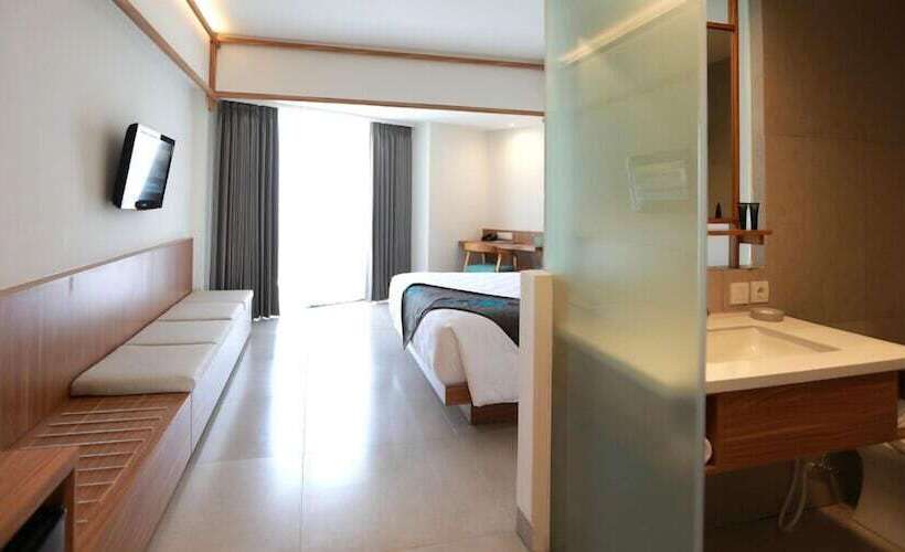 اتاق اجرایی با تخت بزرگ, Illira Hotel Banyuwangi