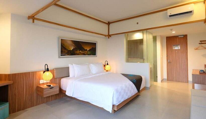 اتاق اجرایی با تخت بزرگ, Illira Hotel Banyuwangi