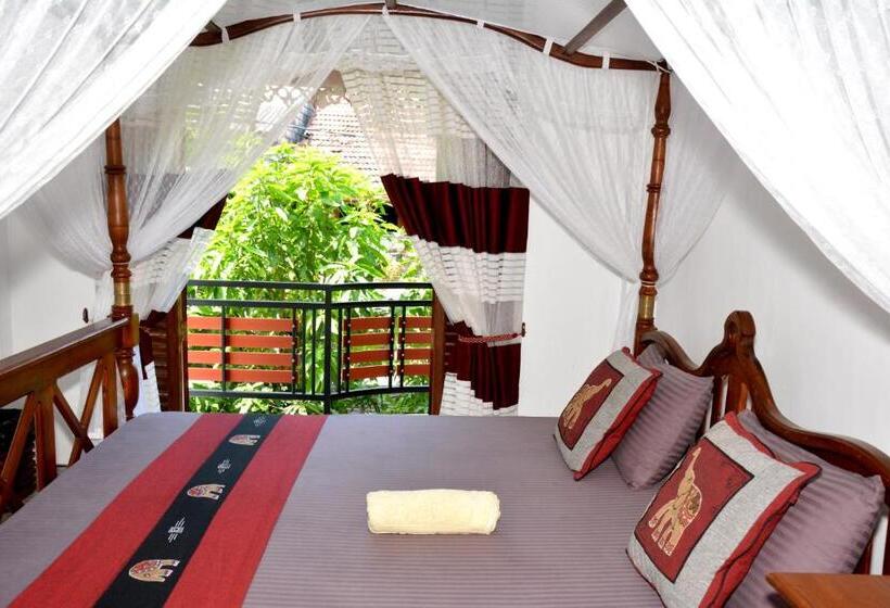 اتاق استاندارد با بالکن, Sumimal Resort Polhena