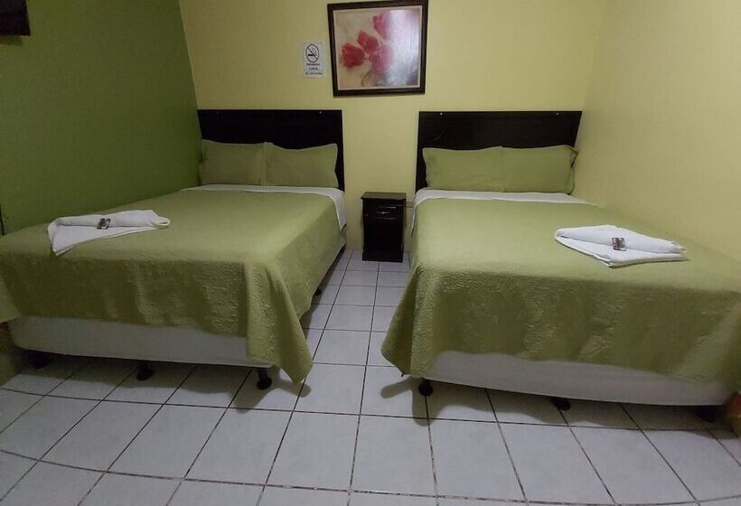 اتاق استاندارد با 2 تخت دوبل, Mados Hotel Aterrizaje