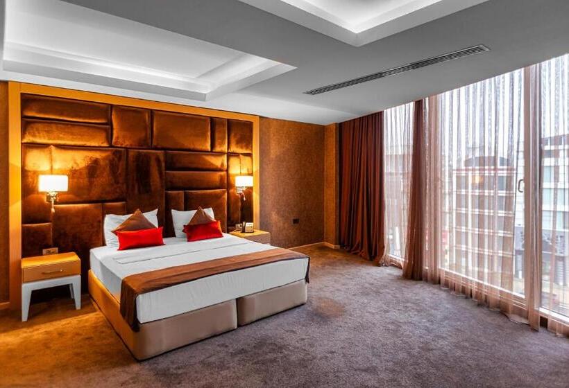 سوییت, Sky Hotel Baku
