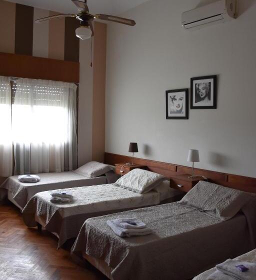 اتاق استاندارد چهار تخته, Posada De Campo San Cono