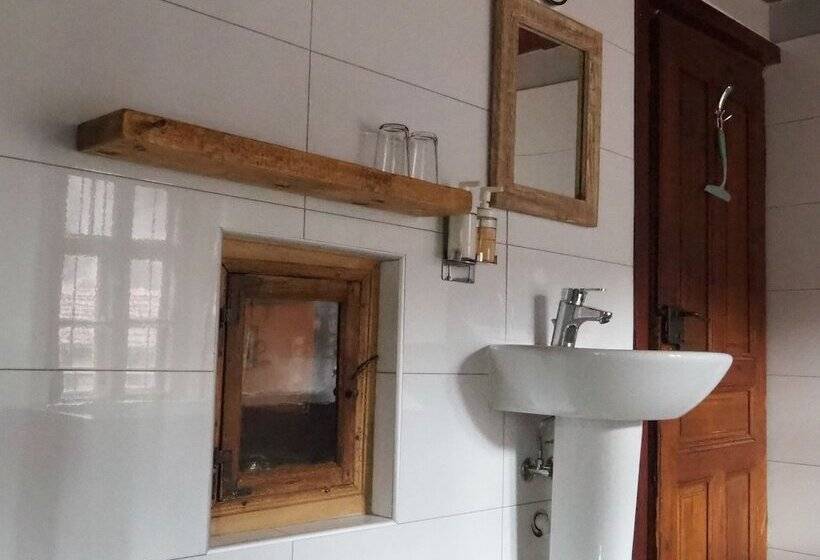 اتاق استاندارد, Little River Guest House