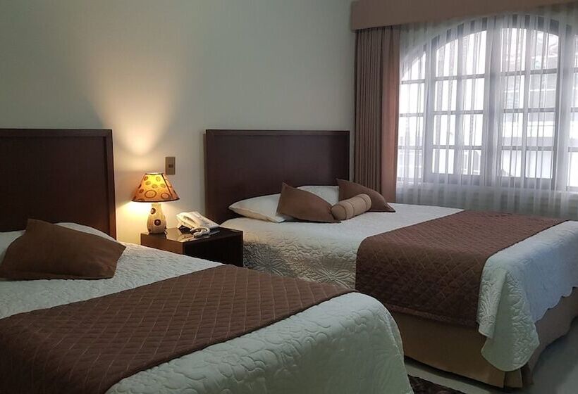 اتاق استاندارد سه نفره, Boutique Casamagna