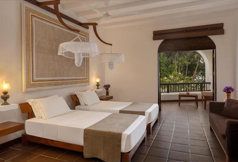 اتاق لوکس, Heritance Ayurveda   All Meals And Treatments