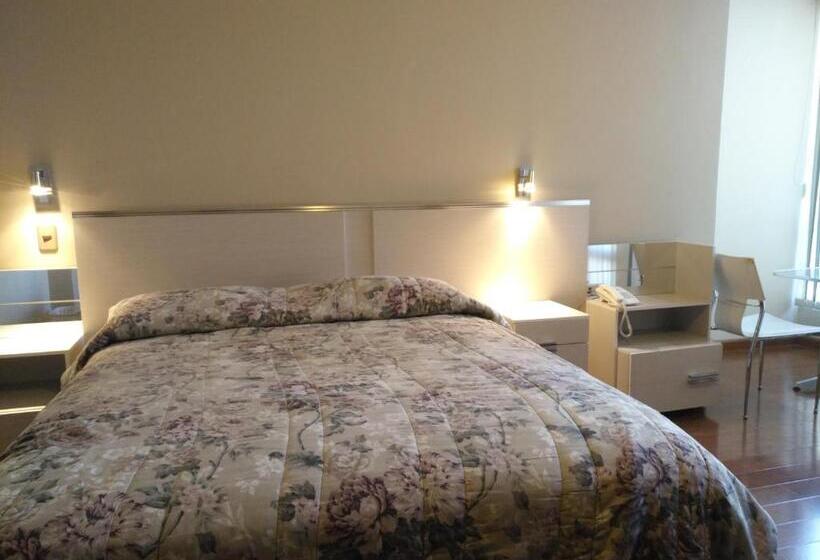 اتاق استاندارد یک نفره, Hostal Costa De Marfil Suites & Apartamentos