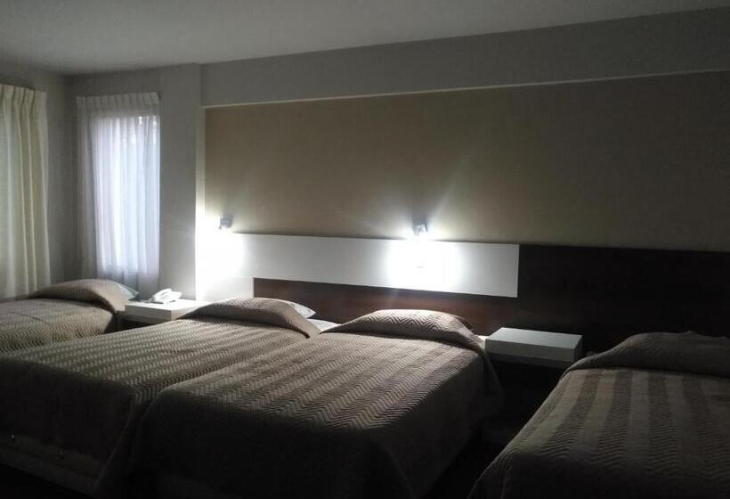 اتاق پریمیوم چهارنفره, Hostal Costa De Marfil Suites & Apartamentos