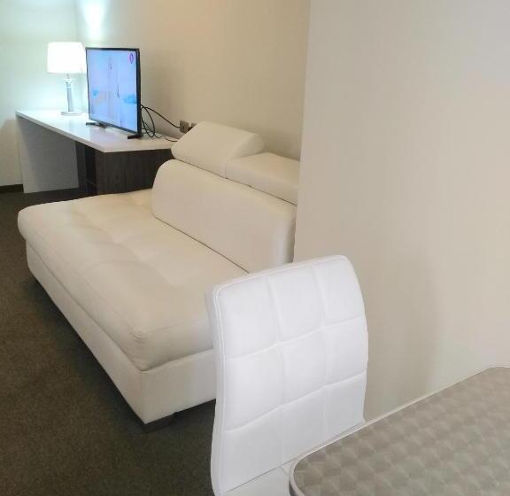 اتاق راحتی سه تخته, Hostal Costa De Marfil Suites & Apartamentos