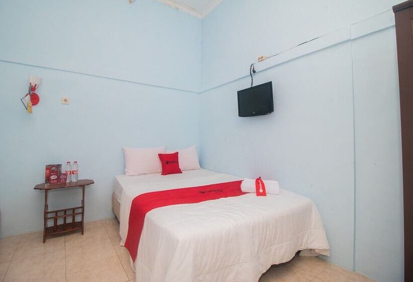 اتاق استاندارد, Reddoorz Near Pantai Boom