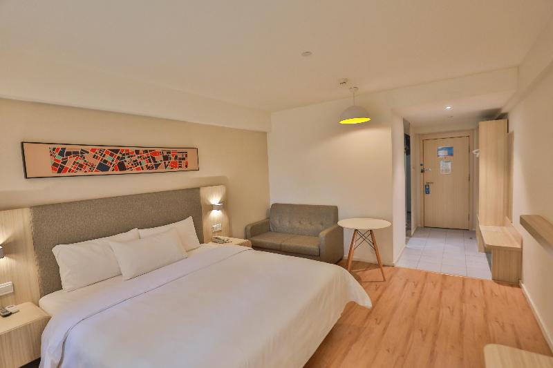 اتاق استاندارد, Reddoorz Near Pantai Boom