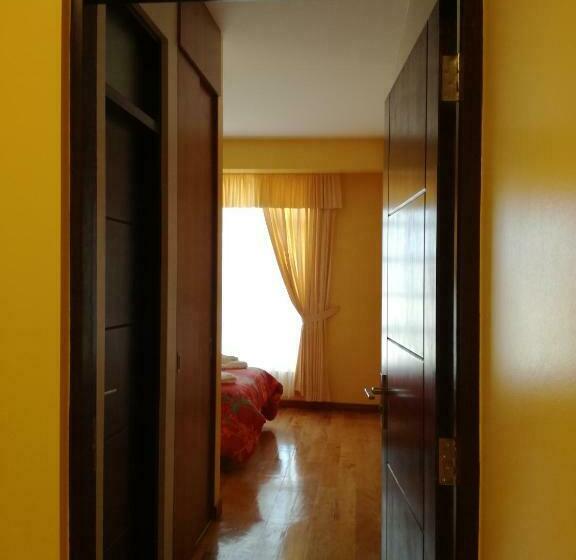 اتاق استاندارد یک نفره, The Oruro Inn